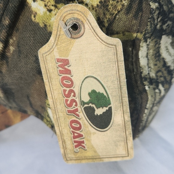 Mossyoak Snap Back Cap - Picture 3 of 4